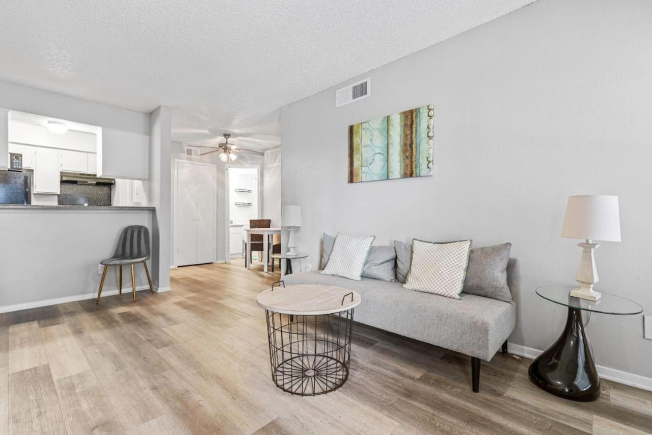 Extended Affordable In Dfw Apartment